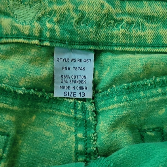 Acid washed slime green denim jeans 👖 - Picture 3 of 6